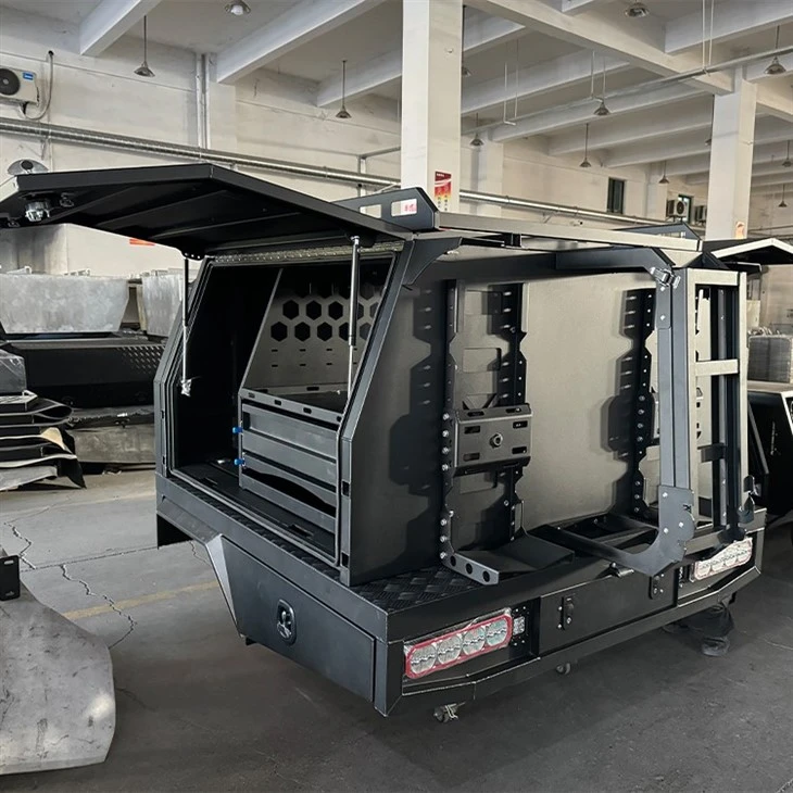 LC79 Dual Cab Aluminium Canopy For Camping